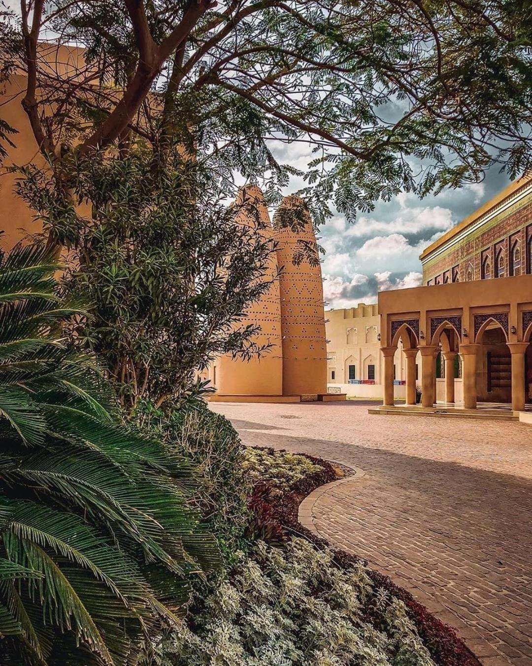 Saraya Palace Hotel 多哈 外观 照片
